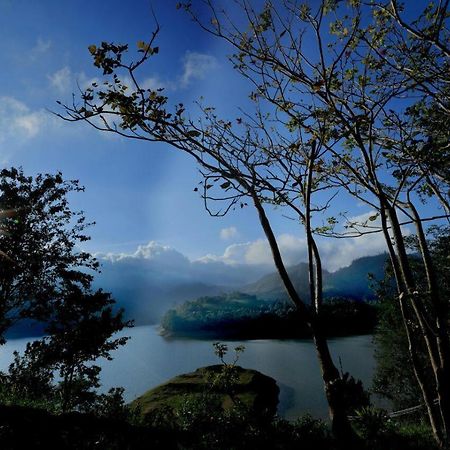 Hotel Ottway Hills Near Mattupetty Dam à Munnar Extérieur photo